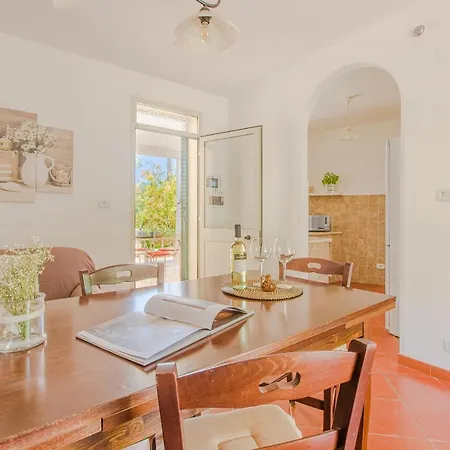 Holiday home Trullo Poggio *